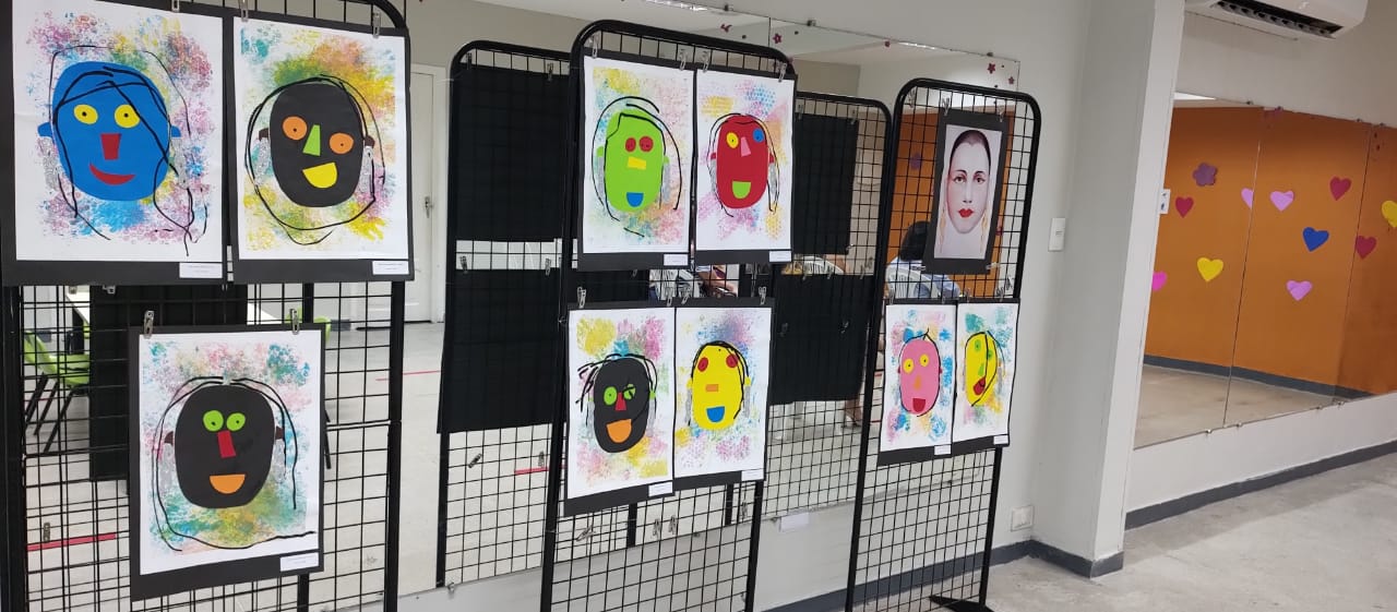 Homenagem às Mães - Educação Infantil Tarde.