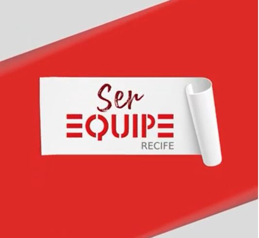 Ser Equipe - Roberta Arcoverde.